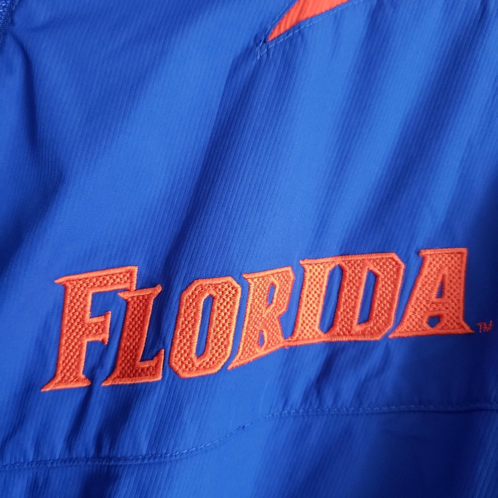 Nike Windbreaker - Picture 3 of 3